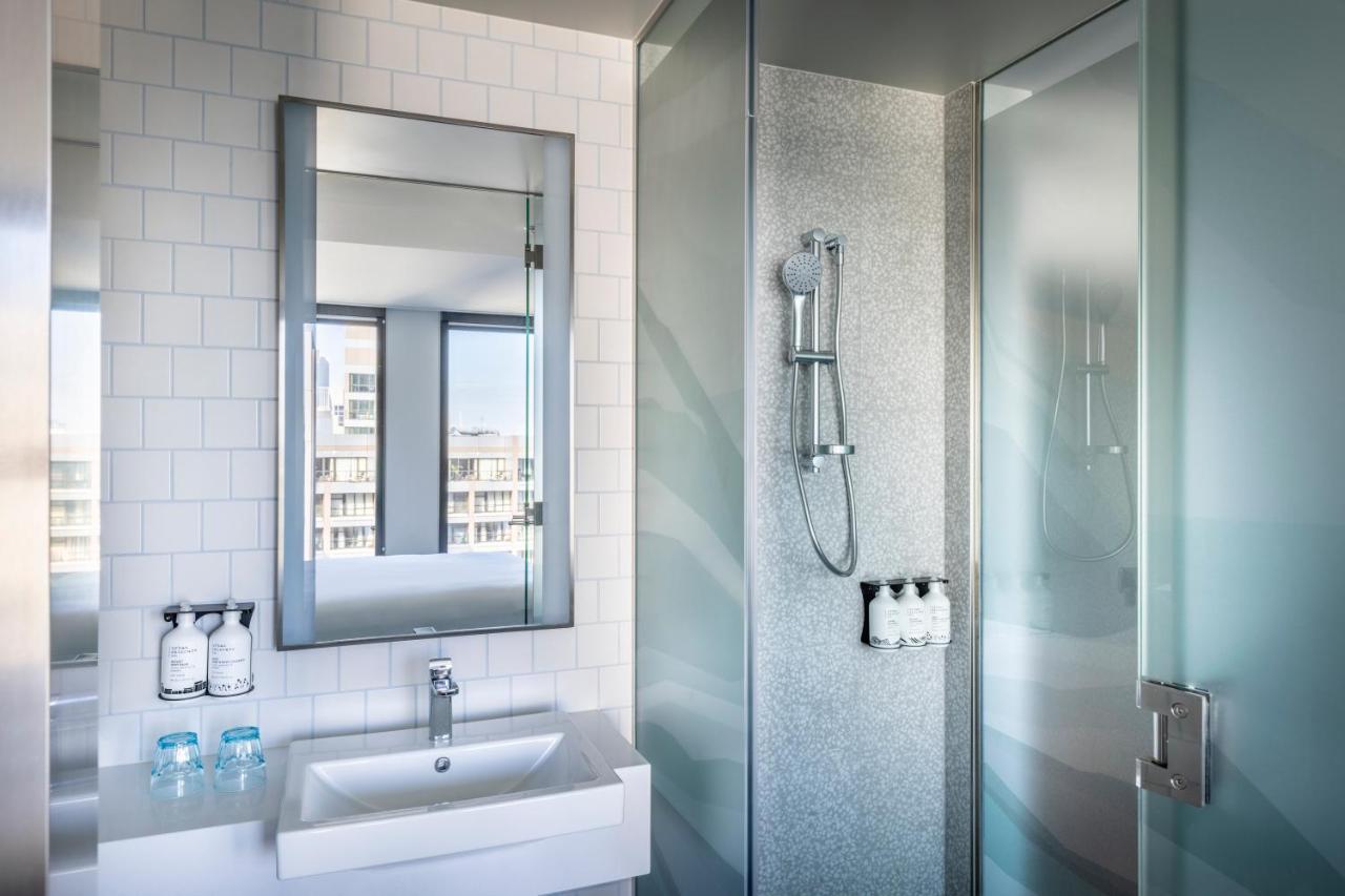 Holiday Inn Express Auckland City Centre By Ihg Exterior photo