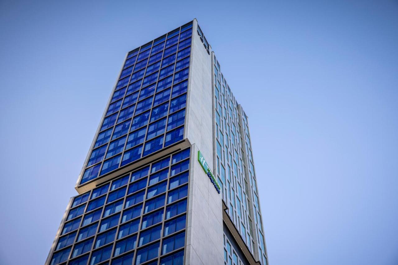 Holiday Inn Express Auckland City Centre By Ihg Exterior photo