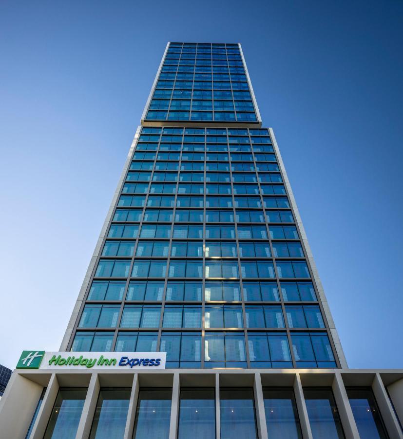Holiday Inn Express Auckland City Centre By Ihg Exterior photo